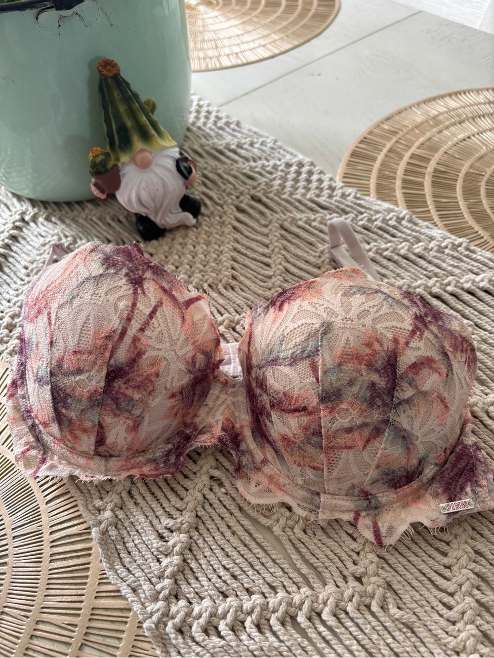 Pink by Victoria's Secret Floral Lace Underwire Bra in Blush and Mauve